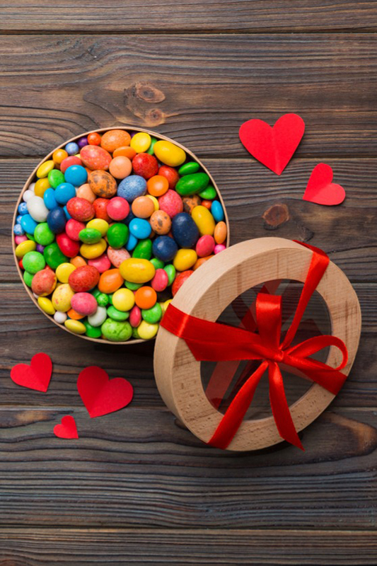 round wood veneer confectionary Box