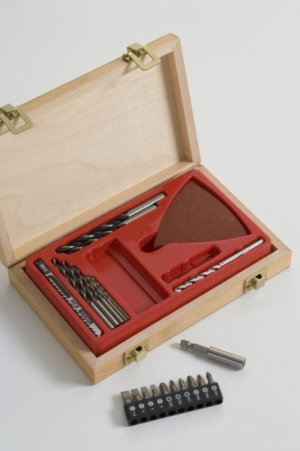 images/Boxes/toolboxes/7-ToolBox.jpg#joomlaImage://local-images/Boxes/toolboxes/7-ToolBox.jpg?width=533&height=800
