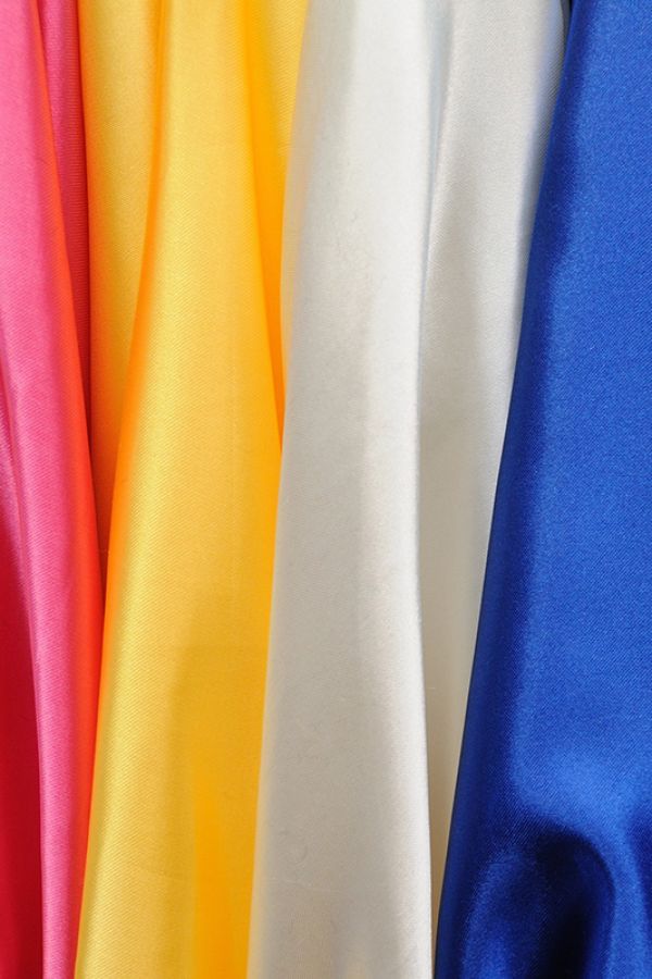 images/Boxes/china-glassware/Silk Fabrics.jpg#joomlaImage://local-images/Boxes/china-glassware/Silk Fabrics.jpg?width=533&height=800