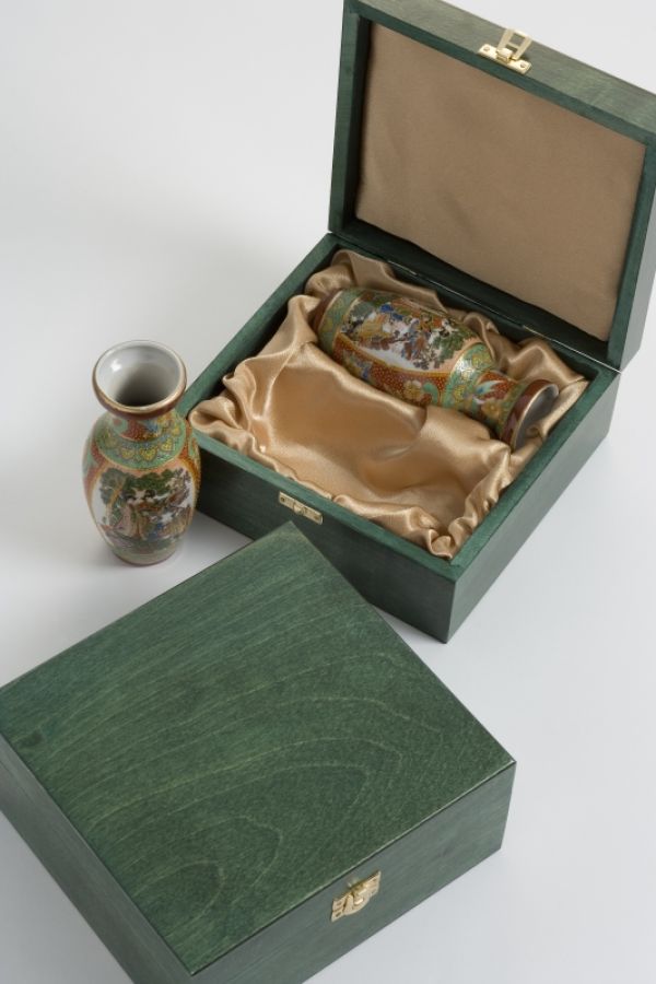 wooden boxes with a ceramic vase inside