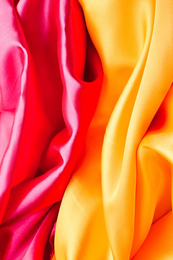 images/Boxes/cuttlery/Silk Fabrics2.jpg#joomlaImage://local-images/Boxes/cuttlery/Silk Fabrics2.jpg?width=533&height=800