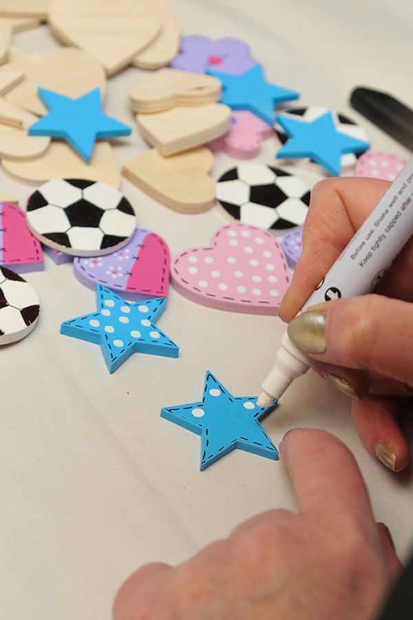 images/Boxes/decorated-boxes/Decorating Craft Motifs.jpg#joomlaImage://local-images/Boxes/decorated-boxes/Decorating Craft Motifs.jpg?width=533&height=800